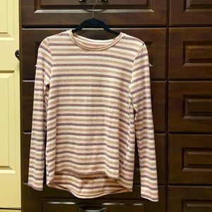 American Eagle long sleeve shirt
